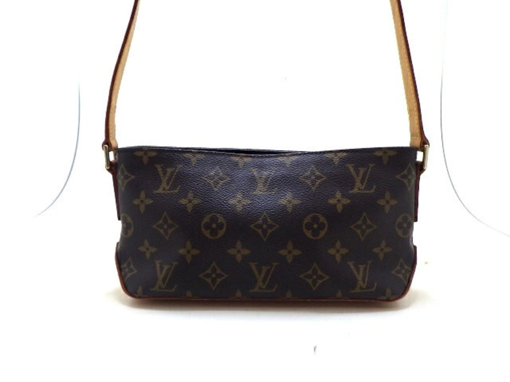LOUIS VUITTON Trotteur Shoulder Bag Monogram